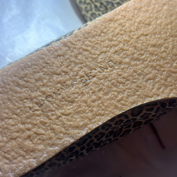 Luck Brand cheetah shoes - Picture 6 of 7